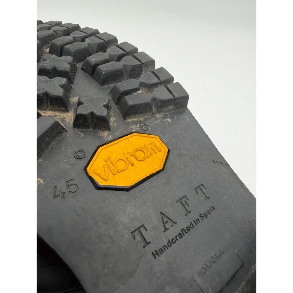 Taft Black Leather Hiking Boots Vibram Sole Handcrafted in Spain Mens 45